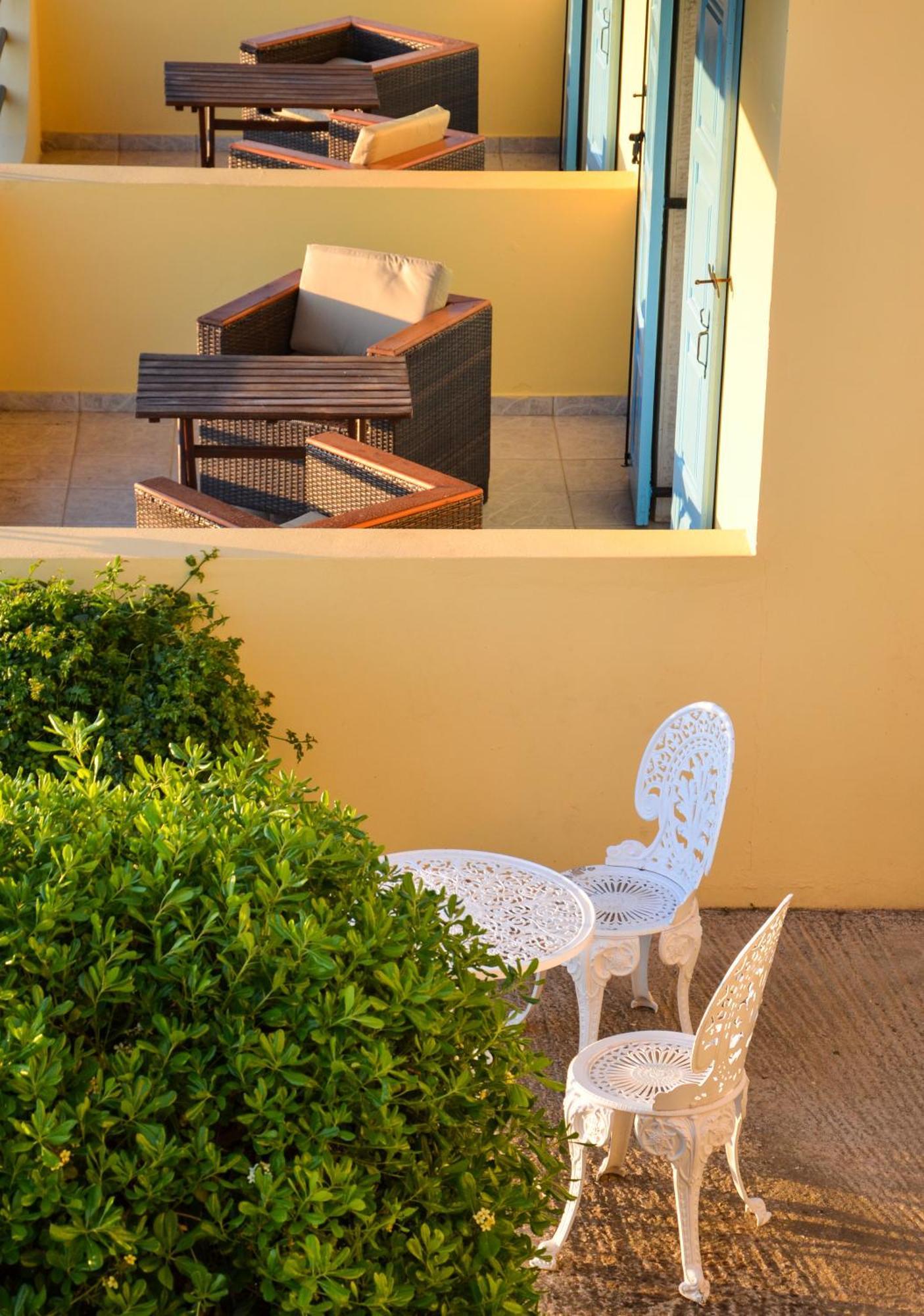Hotel Dina - Ξενοδοχείο Ντινα Plati  Exterior photo